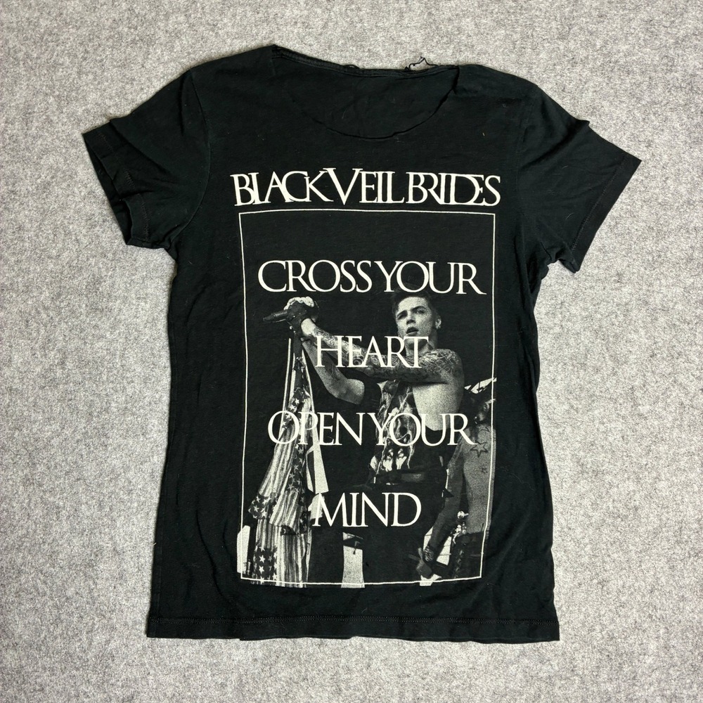 Black Veil Brides Size XS Andy Biersack Cross Your Heart Open Your Mind Band Tee